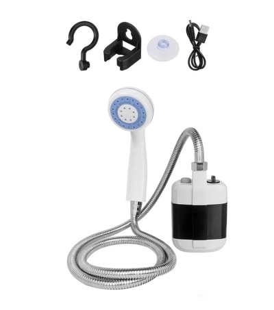 Ducha elétrica portátil com acessórios em fundo branco
