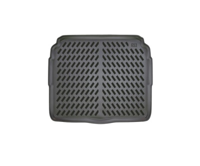 Tapete de carro preto com padrão perfurado diagonal e número 653