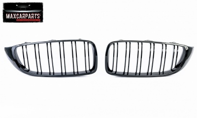 Parrillas dianteiras de carro pretas brilhantes com barras verticais