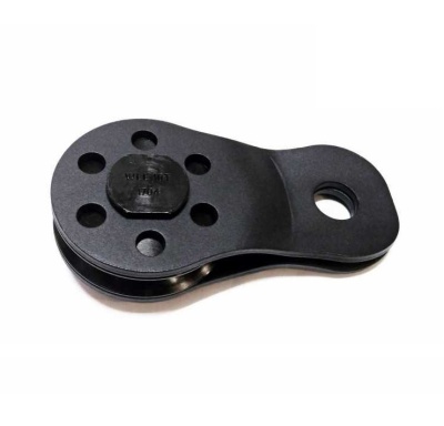 Polia preta metálica e plástica com aberturas circulares e texto WLL 10T 4/0