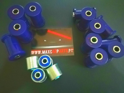 Peças automóveis azuis e metálicas com cartão www.maxcarparts.pt