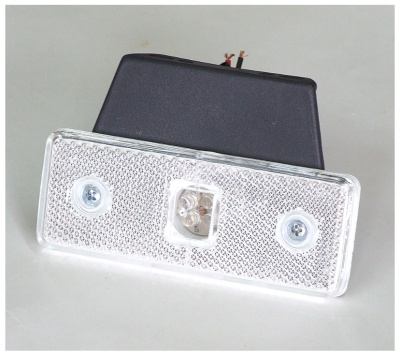 luz retangular transparente com refletor texturizado e fios expostos