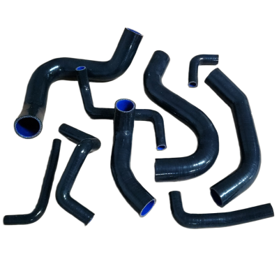 Conjunto de tubos flexíveis pretos com interior azul de várias formas