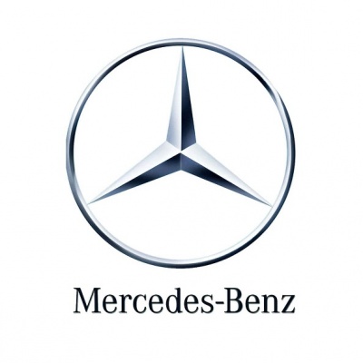Logótipo Mercedes-Benz com estrela prateada e texto