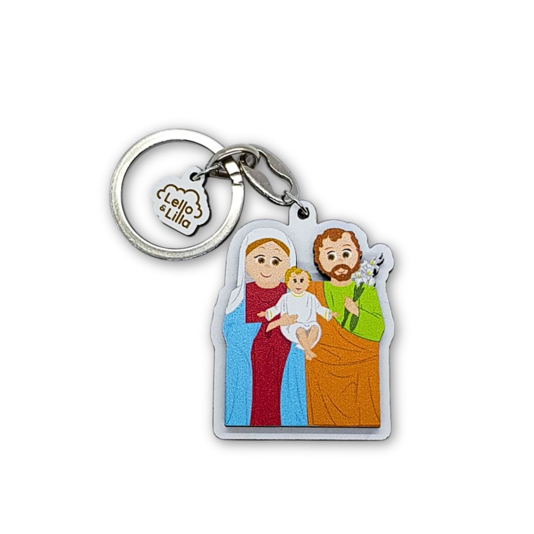 Porta-chaves colorido com figura de família religiosa e etiqueta Lello & Lillo