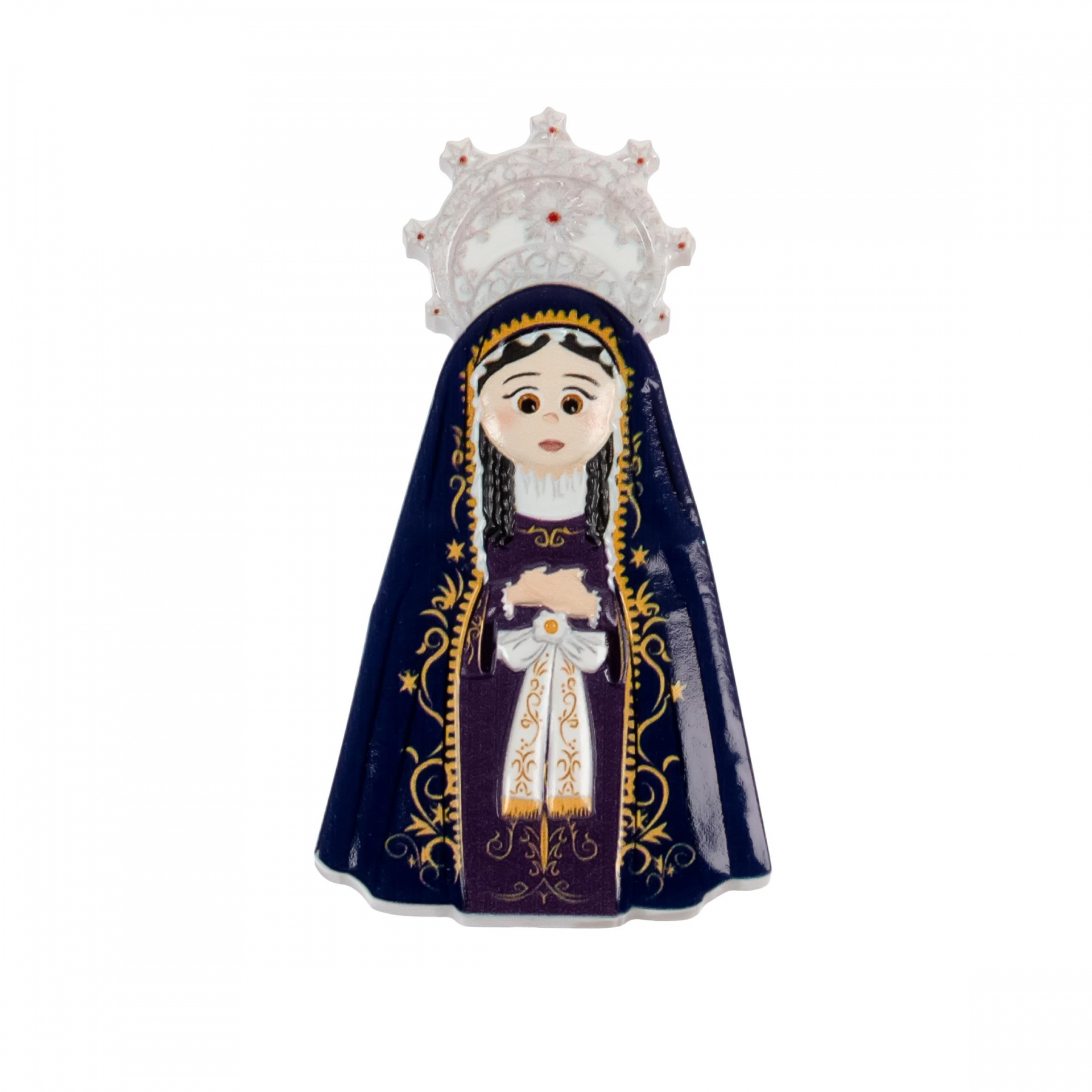 Figura feminina estilizada com manto azul escuro, vestido roxo e auréola branca com pontos vermelhos