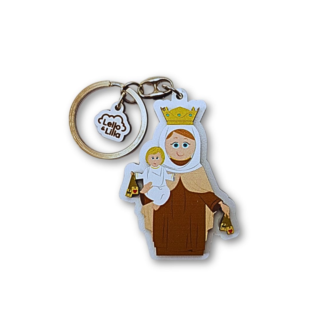 Chaveiro com figura religiosa de mulher com coroa e criança em roupa branca