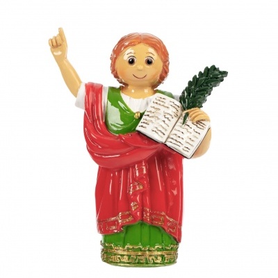 Figurinha de estatueta de pessoa com túnica verde e manto vermelho segurando livro e ramo
