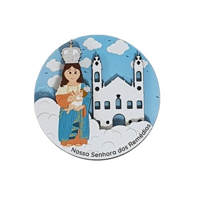 Magnet circular de Nossa Senhora dos Remédios com figura colorida e igreja ao fundo