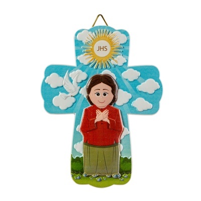 Cruz decorativa colorida com figura infantil e letras JHS