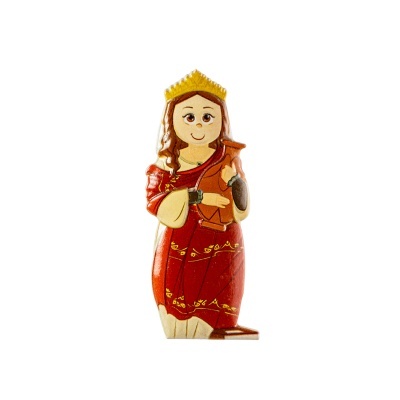 Figura decorativa feminina de madeira com vestido vermelho e coroa amarela