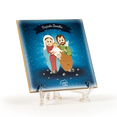 Azulejo quadrado com ilustração da Sagrada Família e texto em azul estrelado