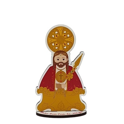 Figura decorativa do Senhor Santo Cristo dos Milagres em cerâmica com capa vermelha e dourada