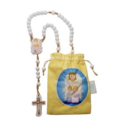 Terço de contas brancas com saco amarelo e imagem religiosa