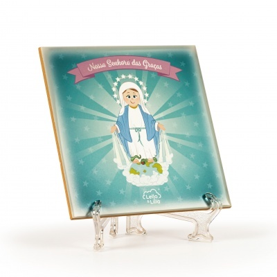 Azulejo decorativo com imagem da Nossa Senhora das Graças e texto num suporte transparente