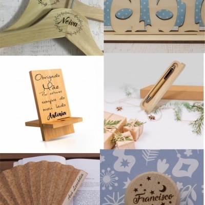Produtos em madeira com textos personalizados e acessórios