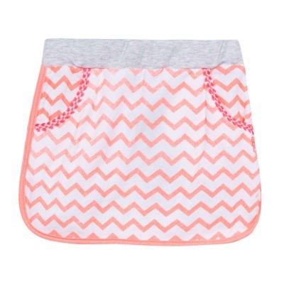 Saia infantil rosa e branca com cintura cinza e padrão ondulado