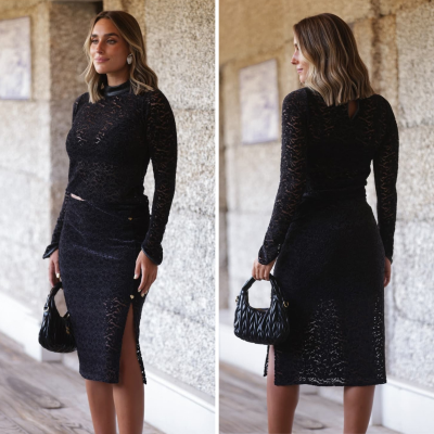 Conjunto preto de renda com blusa e saia lápis e mala preta com textura franzida.