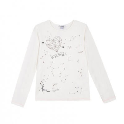 Camisola branca de manga comprida com estampa decorativa de coração geométrico e constelações.