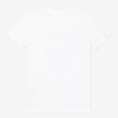 Camiseta branca de manga curta