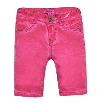 Calças curtas cor-de-rosa para criança com botão metálico e etiqueta rosa