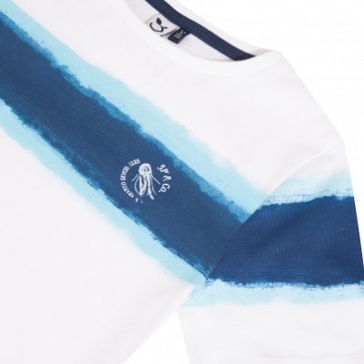 T-shirt branca com listra azul e logótipo de polvo