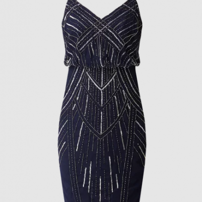 Vestido azul escuro com lantejoulas prateadas e alças finas