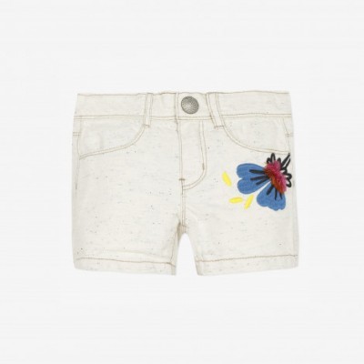Calções curtos brancos com bordado de flor colorida