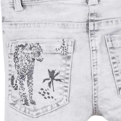 Bolsos traseiros de calças de ganga brancas com estampa de leopardo e pegadas