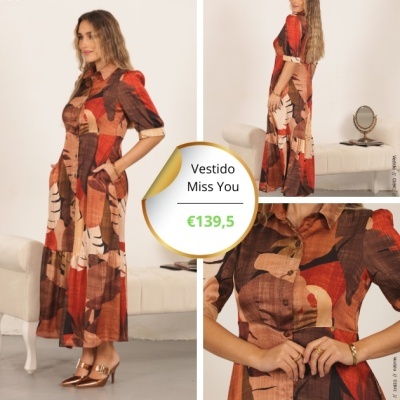 Vestido longo feminino com padrão abstrato em tons terrosos, usado em ambiente interior