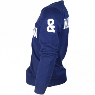 Camisola azul escura com estampagem branca e mangas compridas