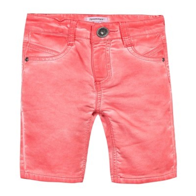 Calções cor-de-rosa com bolso e botão metálico