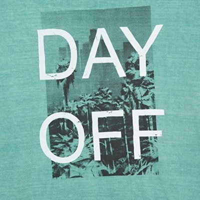 Padrão têxtil verde água com design gráfico e texto 'DAY OFF' em branco