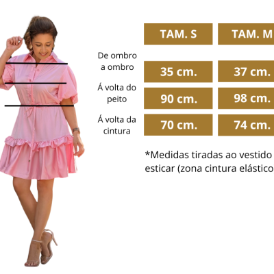 Mulher com vestido rosa e tabela de medidas de tamanhos S e M