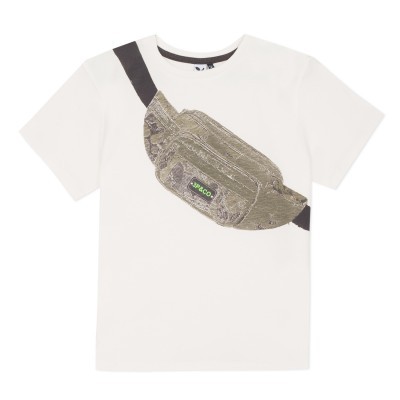 T-shirt branca com estampa de bolsa camuflada com texto SPACO