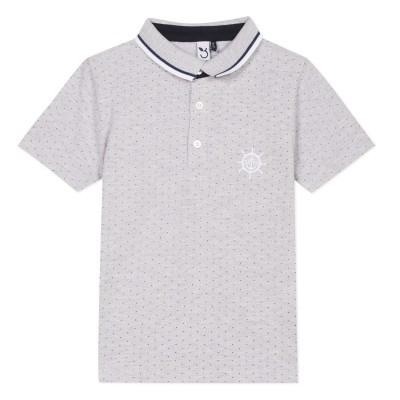 Polo cinzento claro de manga curta com padrão de pontos e bordado de bússola