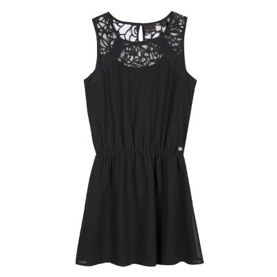 Vestido preto feminino com padrão recortado e cintura elástica