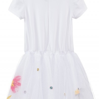 Vestido branco infantil com saia de tule transparente e flores coloridas