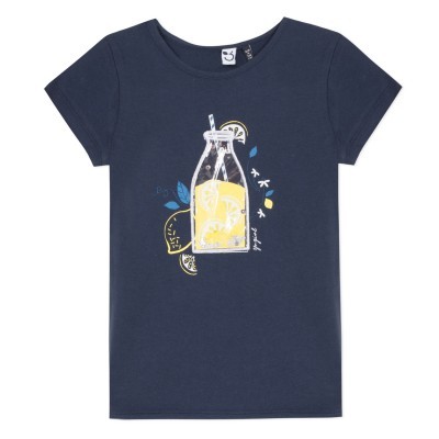 T-shirt azul escura com estampado de garrafa de limonada e texto