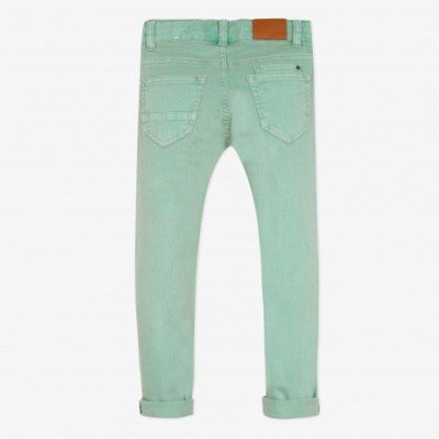Calças de ganga verdes claras para criança com dois bolsos traseiros e barra virada