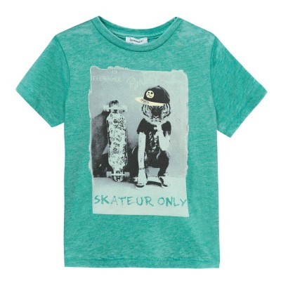 T-shirt verde água com estampa skate e texto 'SKATEUR ONLY'