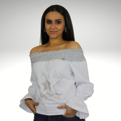 Blusa branca ombro a ombro com padrão xadrez cinza e estampa de estrela brilhante