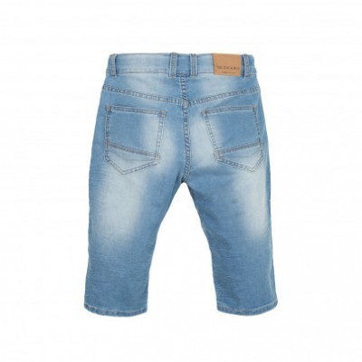 Calções de ganga azuis claros com bolsos traseiros e etiqueta VOGUE