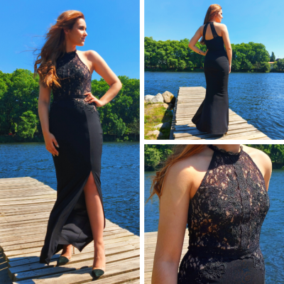 Vestido comprido preto em renda com forro bege com decote halter e abertura frontal