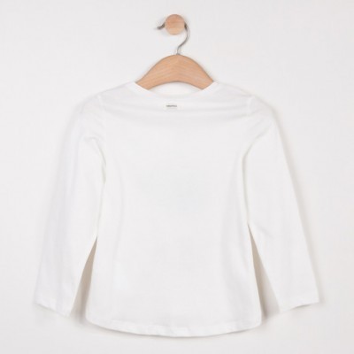 Camisola branca de manga comprida infantil em cabide