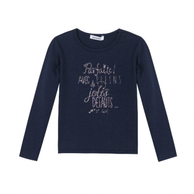 Camisola azul escuro de manga comprida com texto prateado no peito