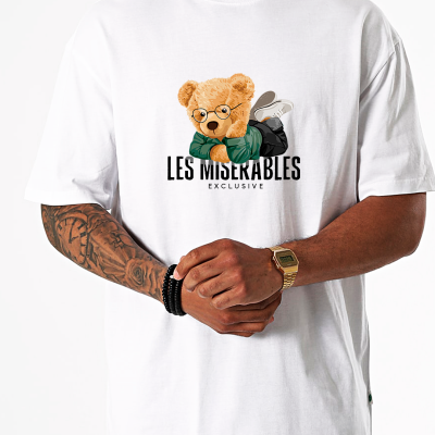 T-shirt branca com estampa de ursinho e texto Les Miserables Exclusive