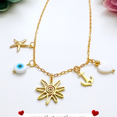 Fio em corrente dourado com sol