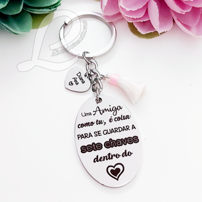 Porta-Chaves "Uma Amiga como tu, é coisa para se guardar a 7 chaves dentro do coração"