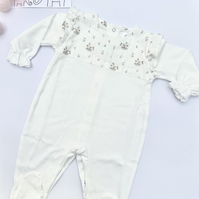 Macacão branco para bebé com estampado de elefantes e flores, mangas compridas com detalhes franzidos